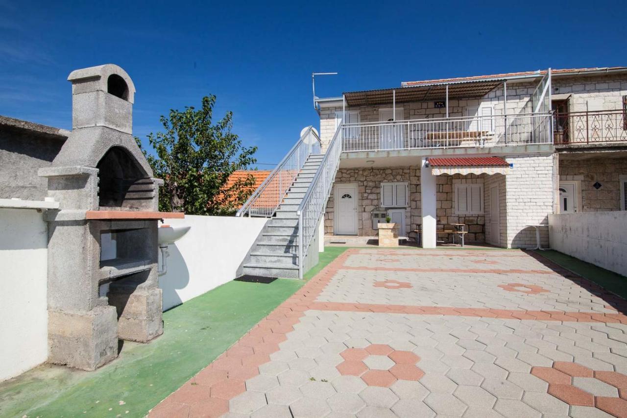 Villa Kuca Ella Vinišće Exterior foto